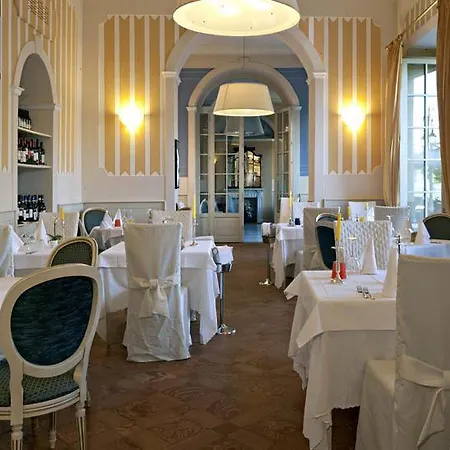 Hotel Cannobio 4* 카노비오
