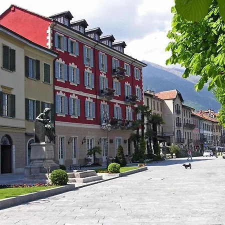 Hotel Cannobio 카노비오