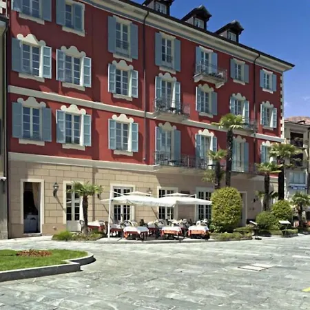 Отель Hotel Cannobio 4*