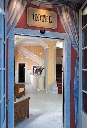 Hotel Cannobio Szálloda