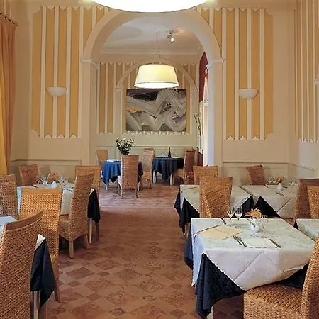 호텔 Hotel Cannobio 카노비오