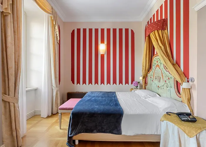 Hotel Cannobio Отель Каннобио