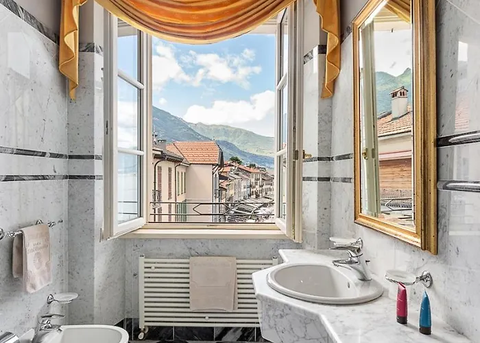 Hotel Cannobio 4* Каннобио